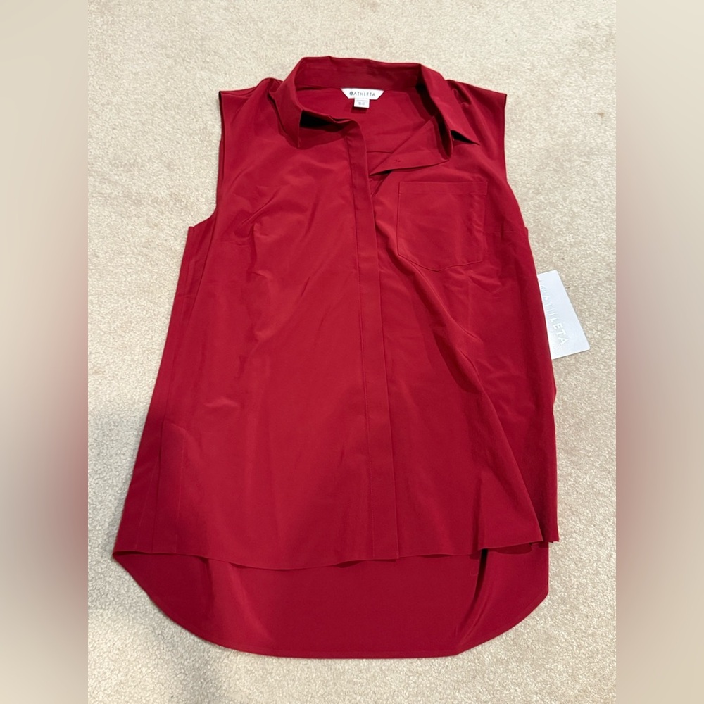 Athleta Sleeveless Button-Front Tunic in Deep Red